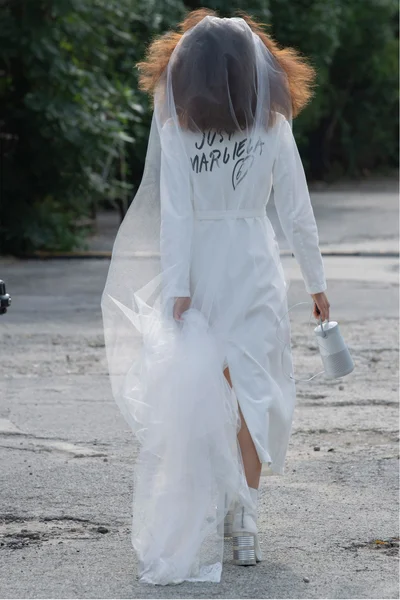 Look 9